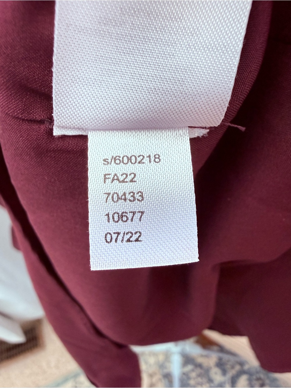Ann Taylor Smocked Ruffle Neck Long-Sleeve Blouse Burgundy Size L - Picture 7 of 7
